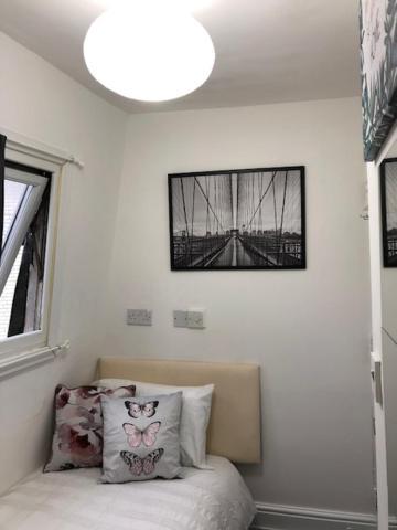 לונדון Lord Merit Guest Rooms In King'S Cross St Pancras מראה חיצוני תמונה