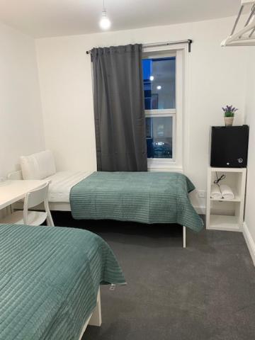 לונדון Lord Merit Guest Rooms In King'S Cross St Pancras מראה חיצוני תמונה
